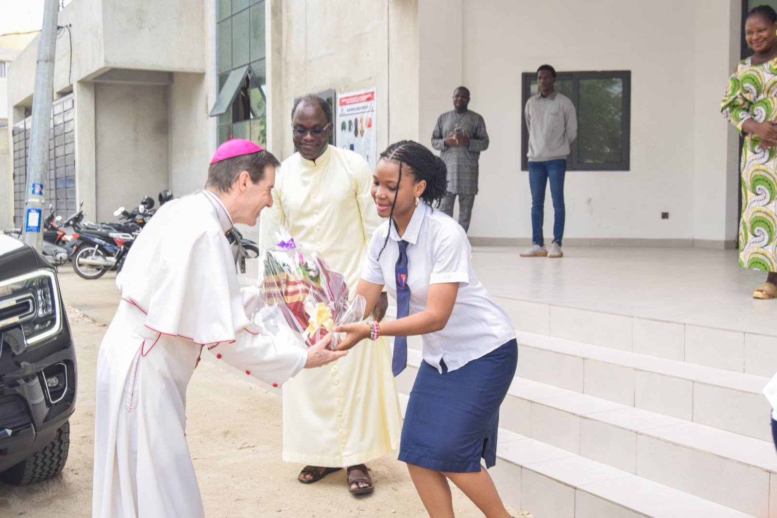 VISITE DU NONCE APOSTOLIQUE A L’UCAO-UUC