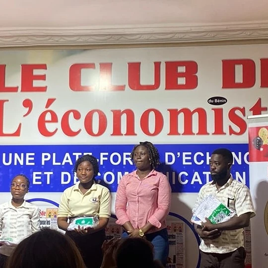 VISITE AU SIEGE DU JOURNAL L'ECONOMISTE